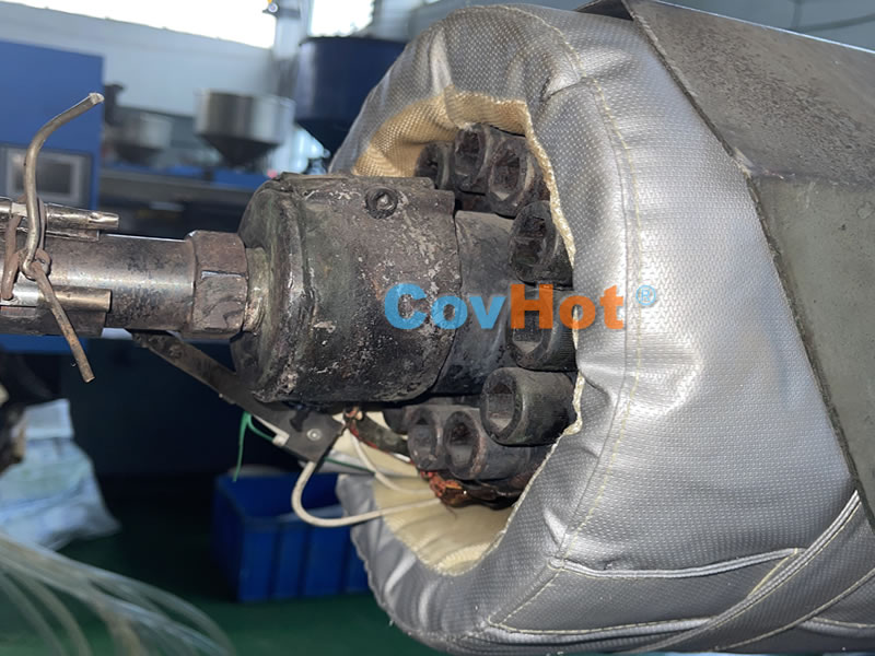 <a href=http://www.kfujwst.cn/e/tags/?tagname=%E6%B3%A8%E5%A1%91%E6%9C%BA%E4%BF%9D%E6%B8%A9 target=_blank class=infotextkey>注塑機(jī)保溫</a>,炮筒<a href=http://www.kfujwst.cn/e/tags/?tagname=%E4%BF%9D%E6%B8%A9%E5%A5%97 target=_blank class=infotextkey>保溫套</a>,方便檢修